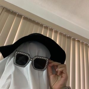 Meet your Posher, Fernando